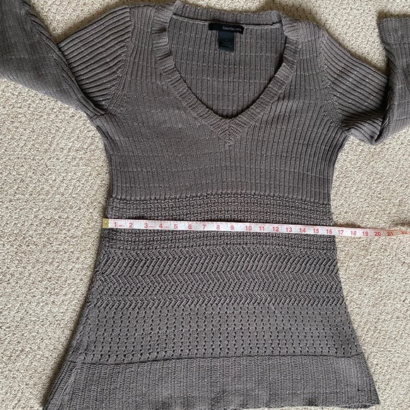 Calvin Klein  tunic sweater v-neck metallic thread Medium - Picture 6 of 13